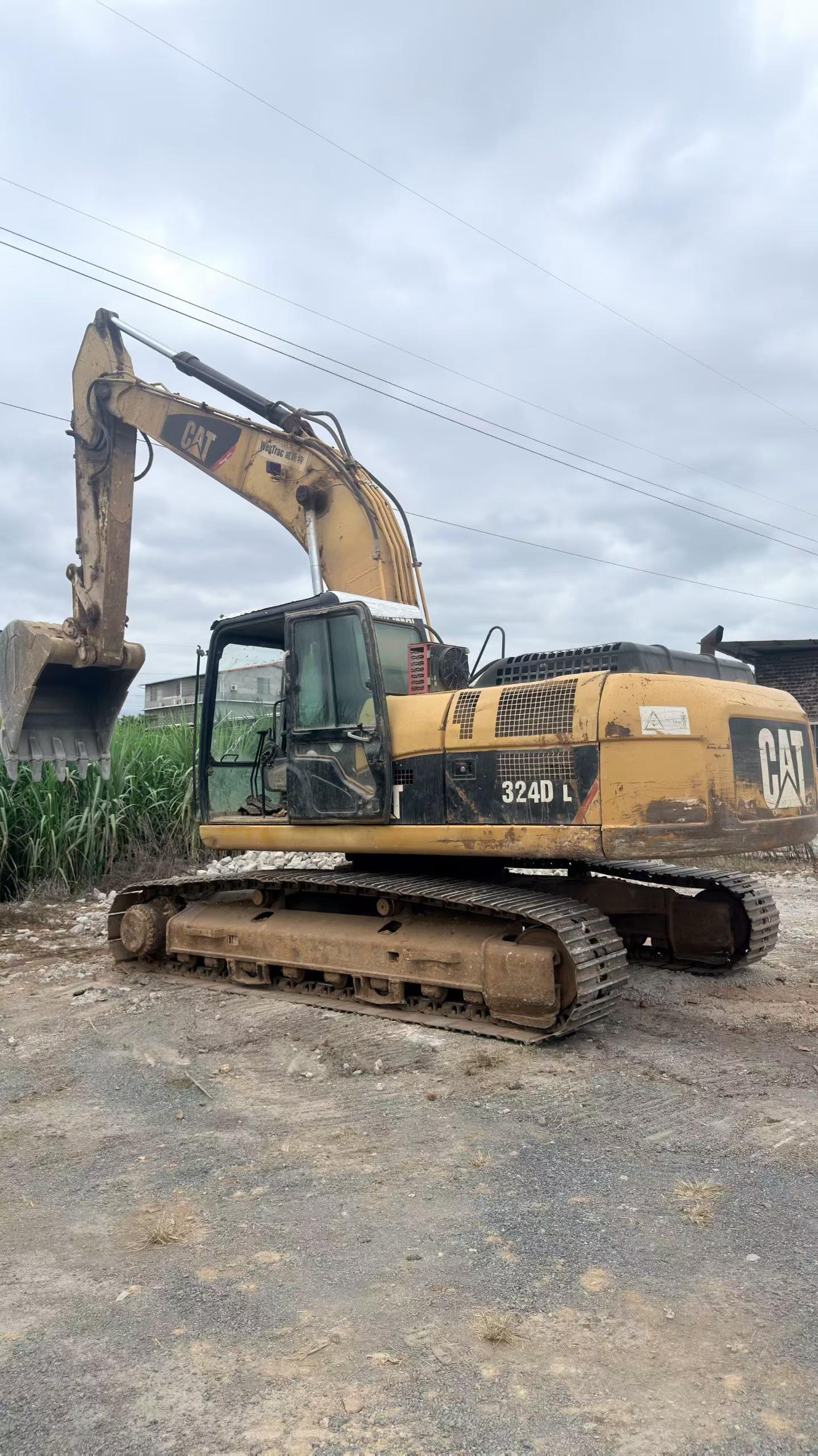 Buy Caterpillar 324D Used Excavator / 3