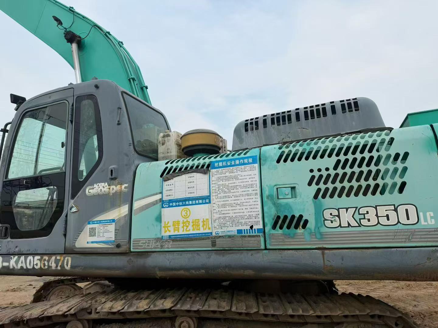 شراء حفارة Kobelco SK350-8 مستعملة / 3