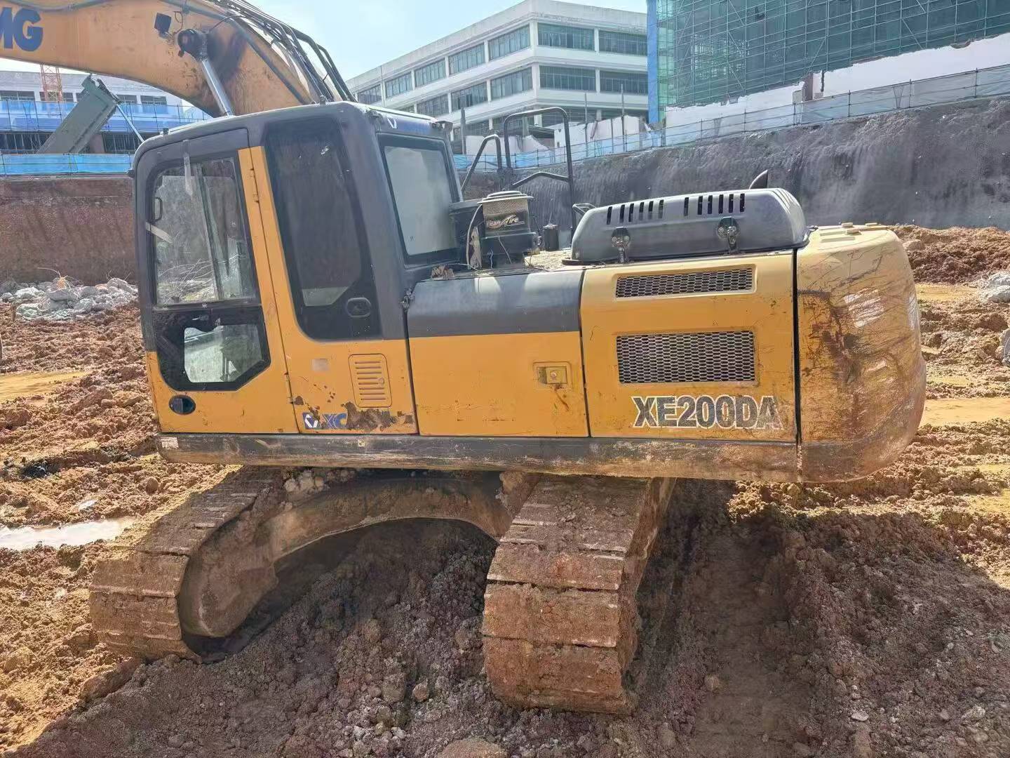 Buy XCMG XE200 Used Excavator / 7 Buy XCMG XE200 Used Excavator / 7