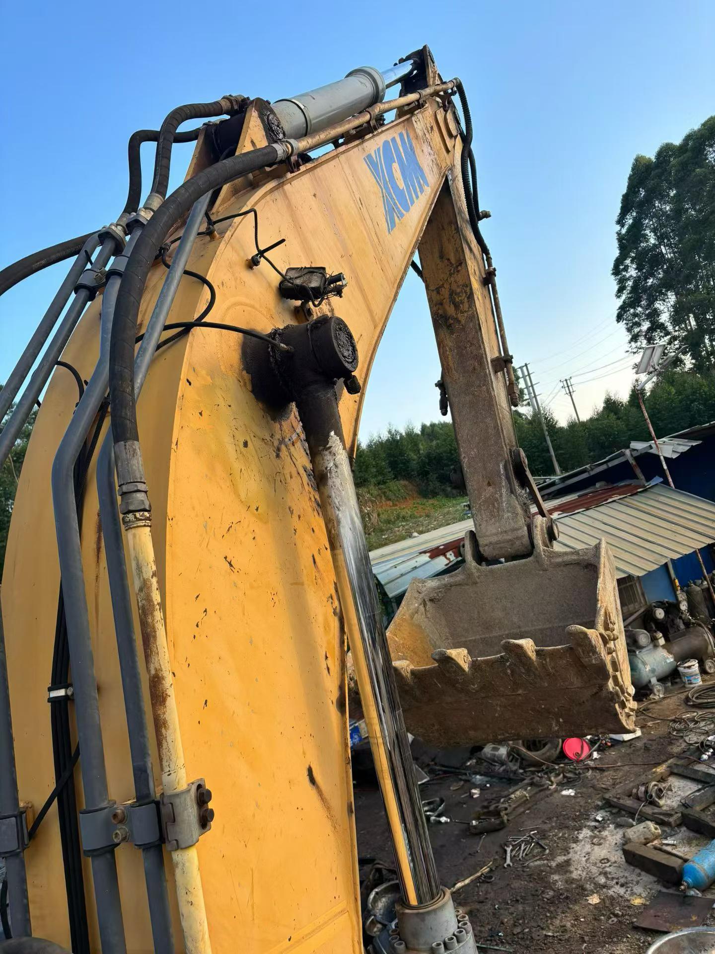 Buy XCMG XE200 Used Excavator / 6