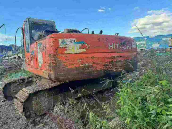 Buy Hitachi ZX200-6 Used Excavator / 1