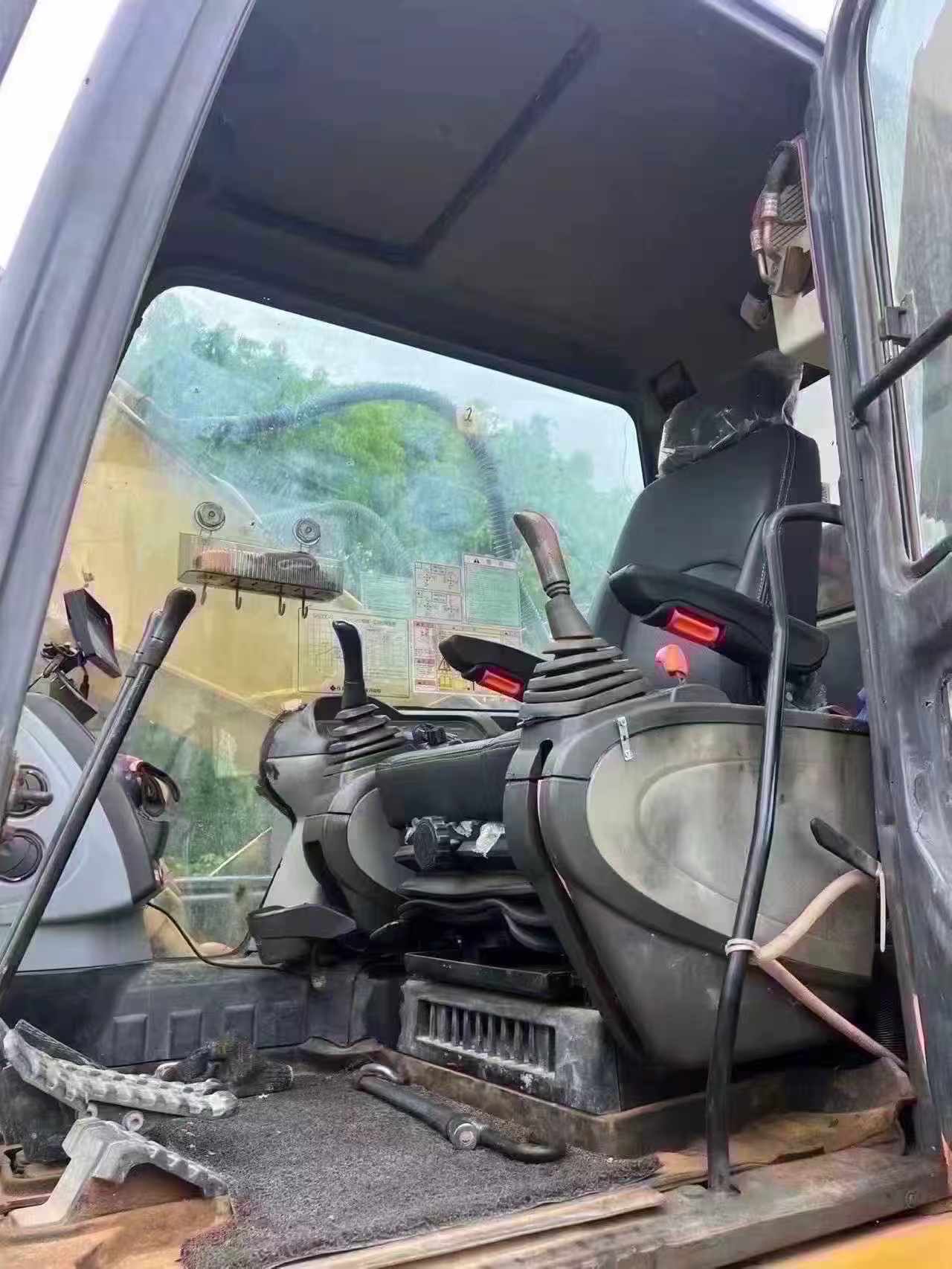 Buy Sumitomo SH200 Used Excavator / 3 Buy Sumitomo SH200 Used Excavator / 3