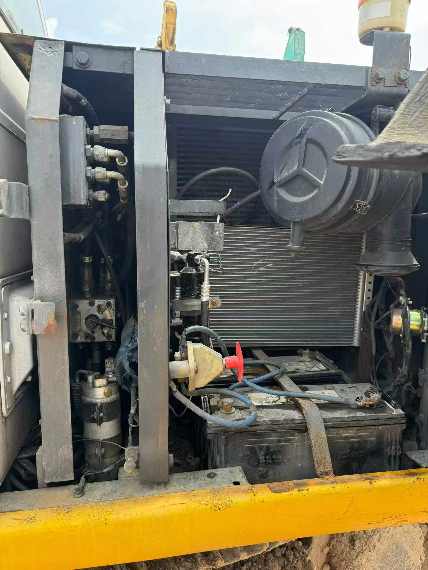 Buy Sumitomo SH120 Used Excavator / 8 Buy Sumitomo SH120 Used Excavator / 8