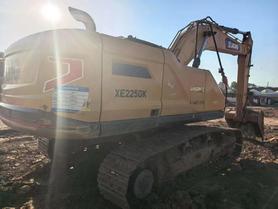 Buy XCMG XE225DK Used Excavator / 4 Buy XCMG XE225DK Used Excavator / 4