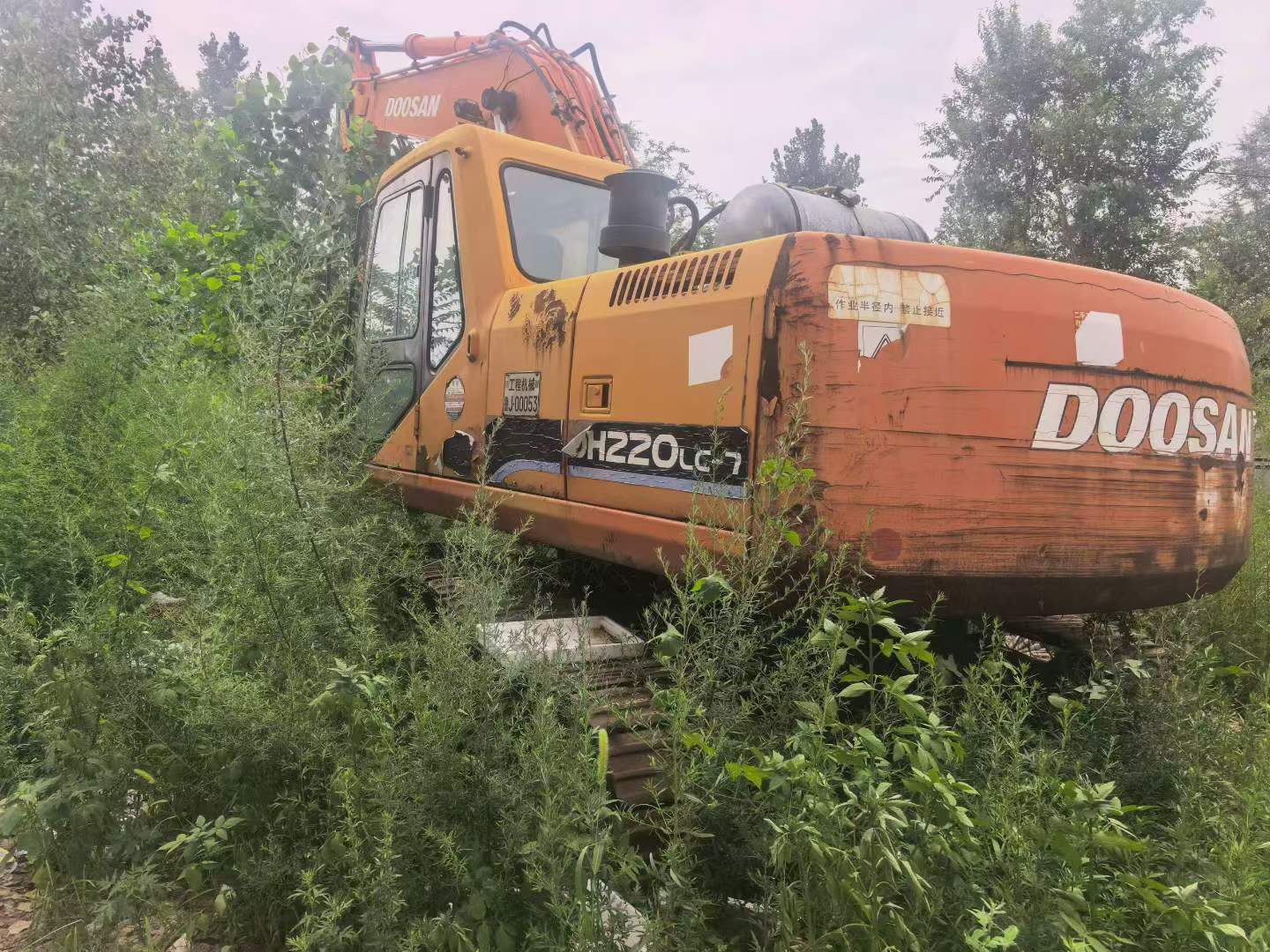 شراء حفارة Doosan DH220-7 مستعملة / 8