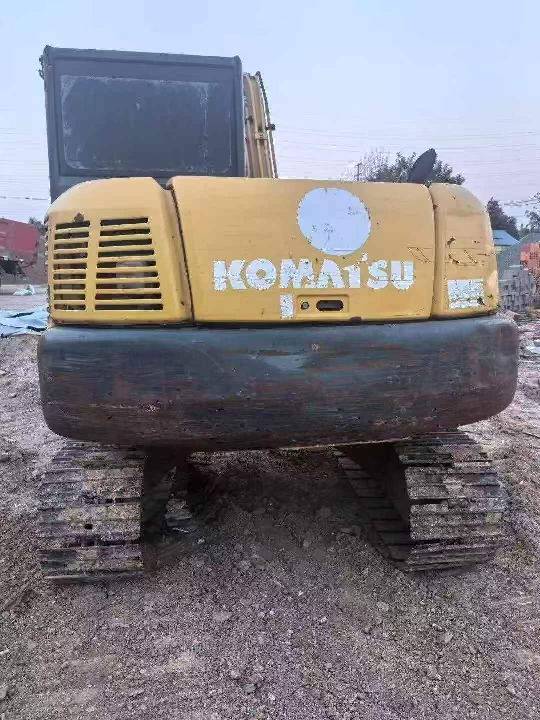 Buy Komatsu PC60-8 Used Excavator / 4 Buy Komatsu PC60-8 Used Excavator / 4