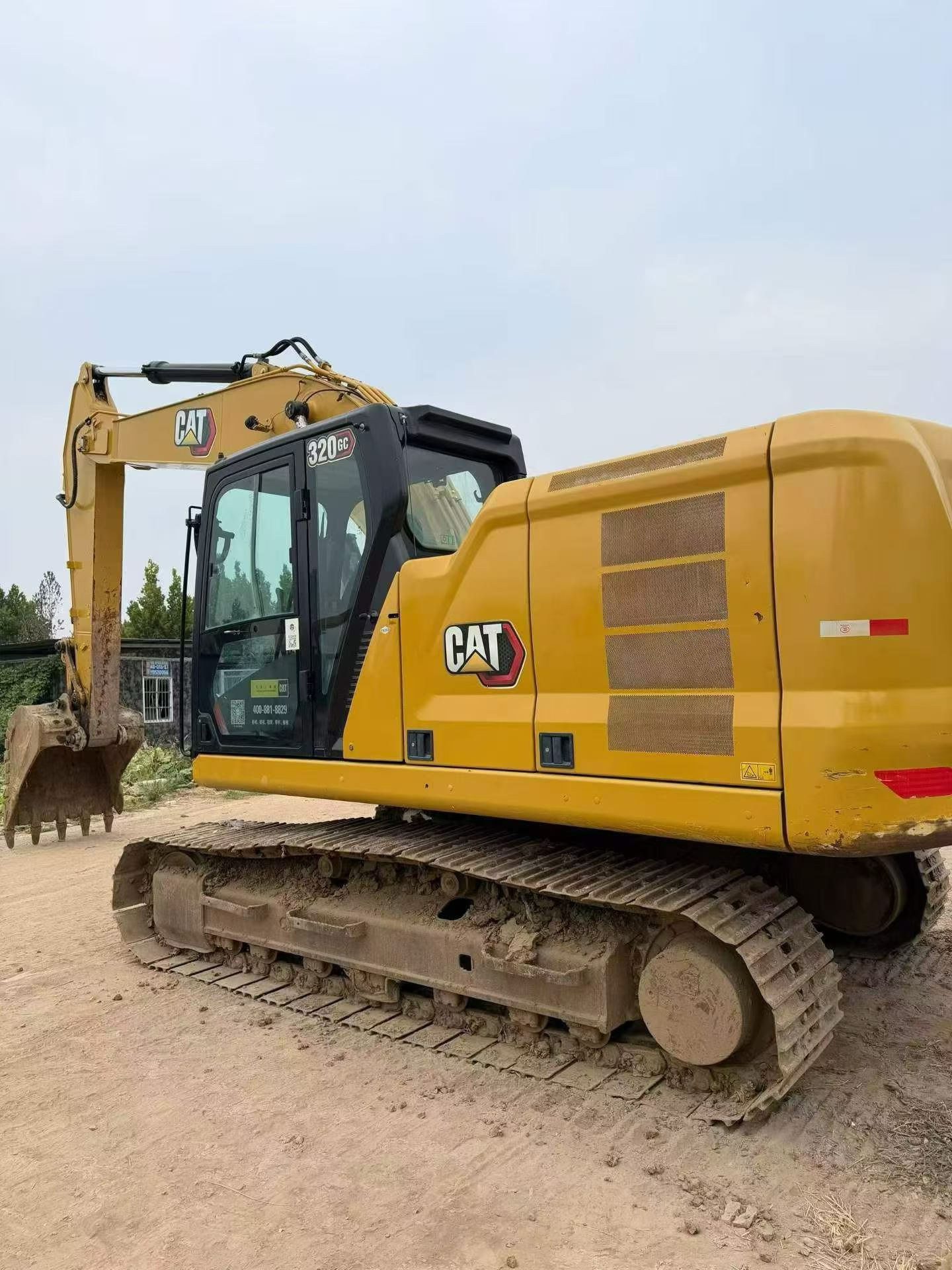 Buy Caterpillar 320GC Used Excavator / 1