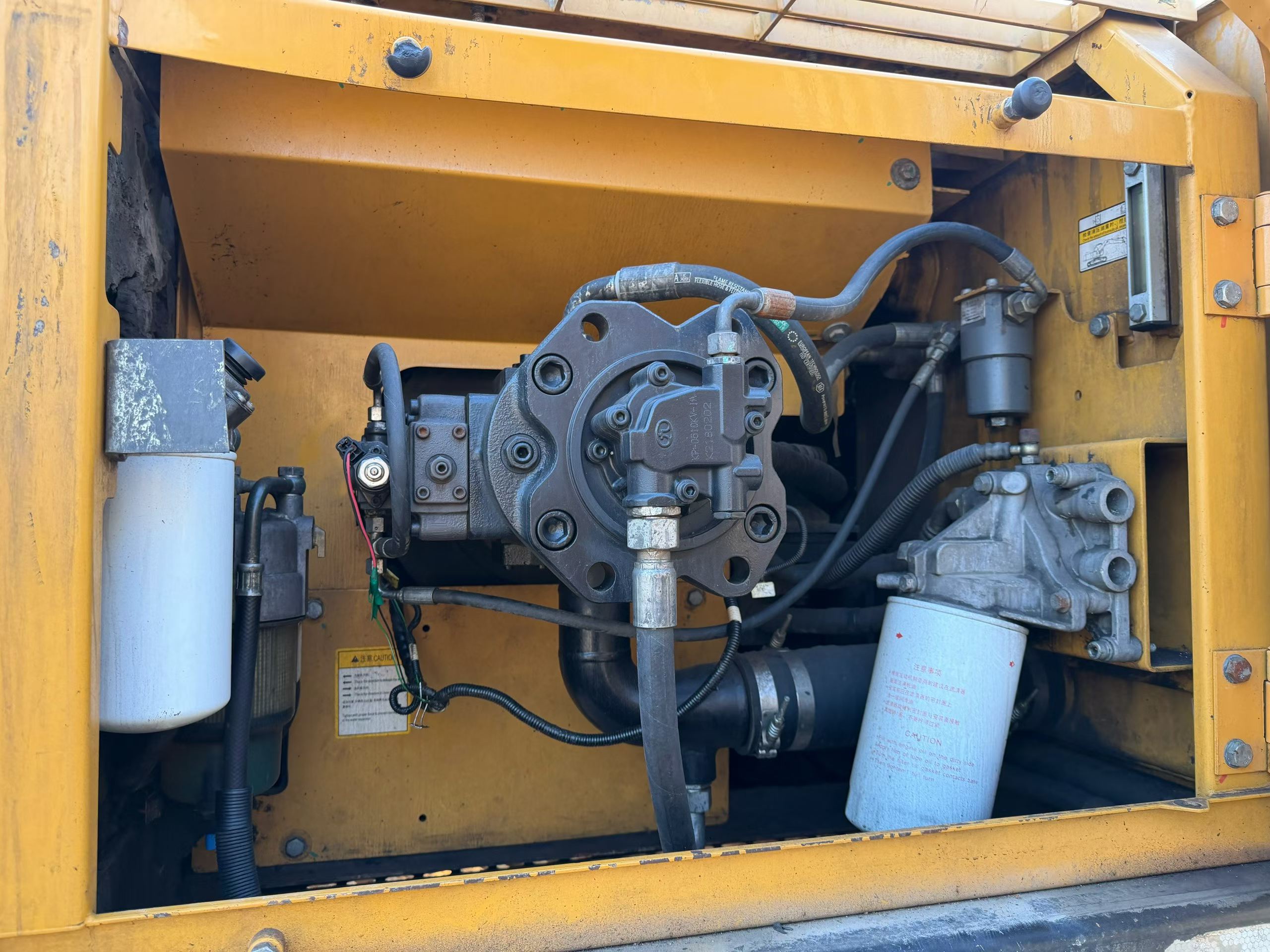 Buy Sany SY200C Used Excavator / 4 Buy Sany SY200C Used Excavator / 4