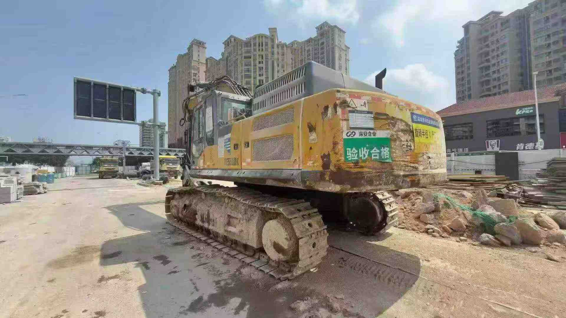 Buy XCMG XE490D Used Excavator / 1