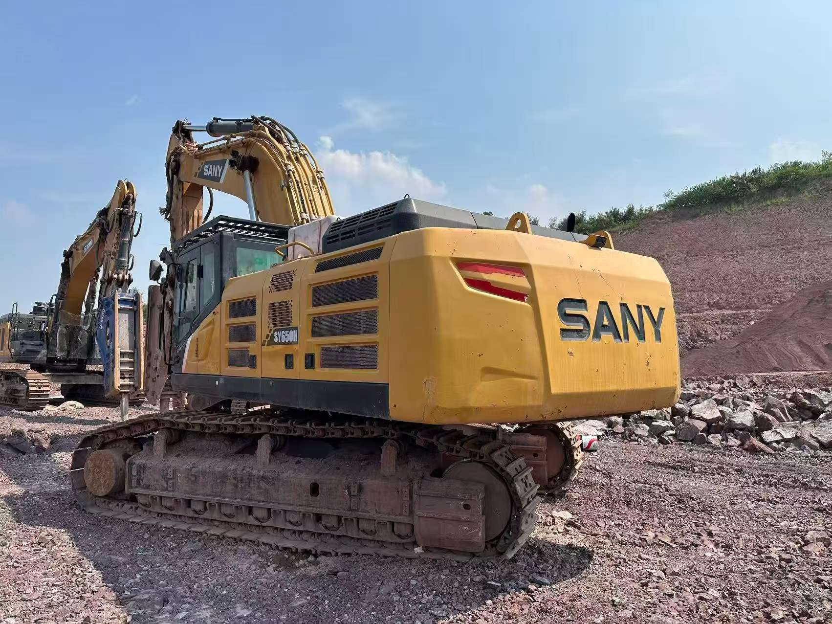 Buy Sany SY650H Used Excavator / 8 Buy Sany SY650H Used Excavator / 8