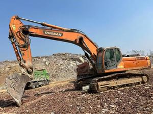 شراء Doosan DX420LC مستعمل حفارة شراء Doosan DX420LC مستعمل حفارة