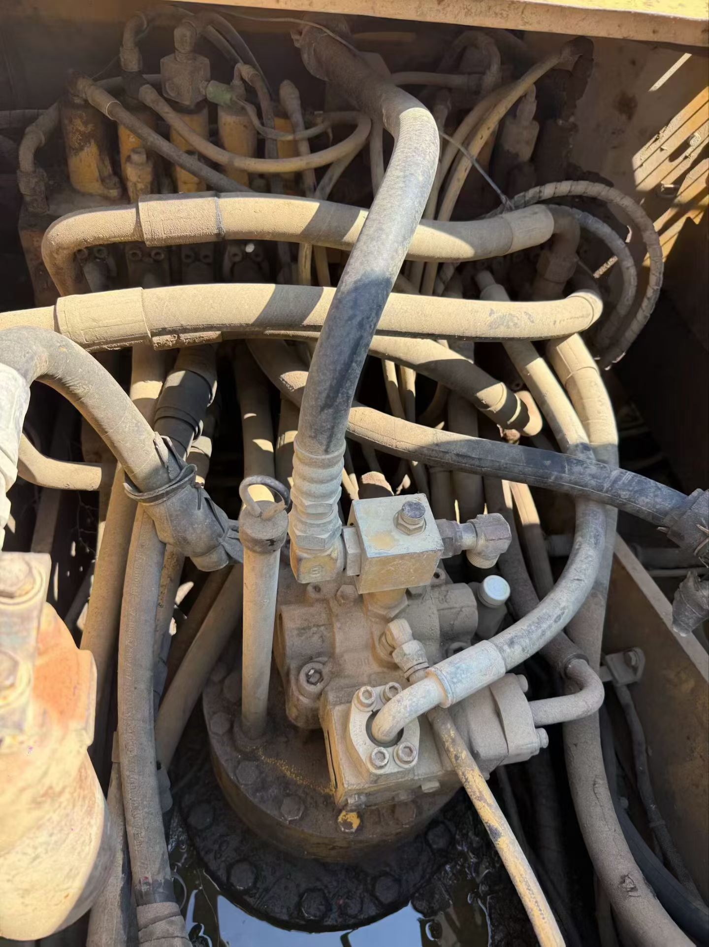 Buy Caterpillar 320C Used Excavator / 7