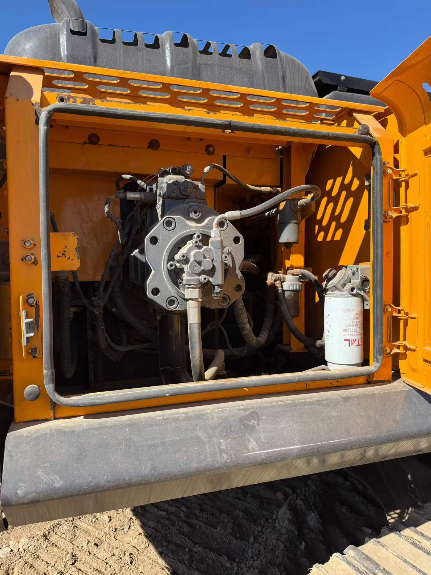 Buy Sany SY335C Used Excavator / 9 Buy Sany SY335C Used Excavator / 9