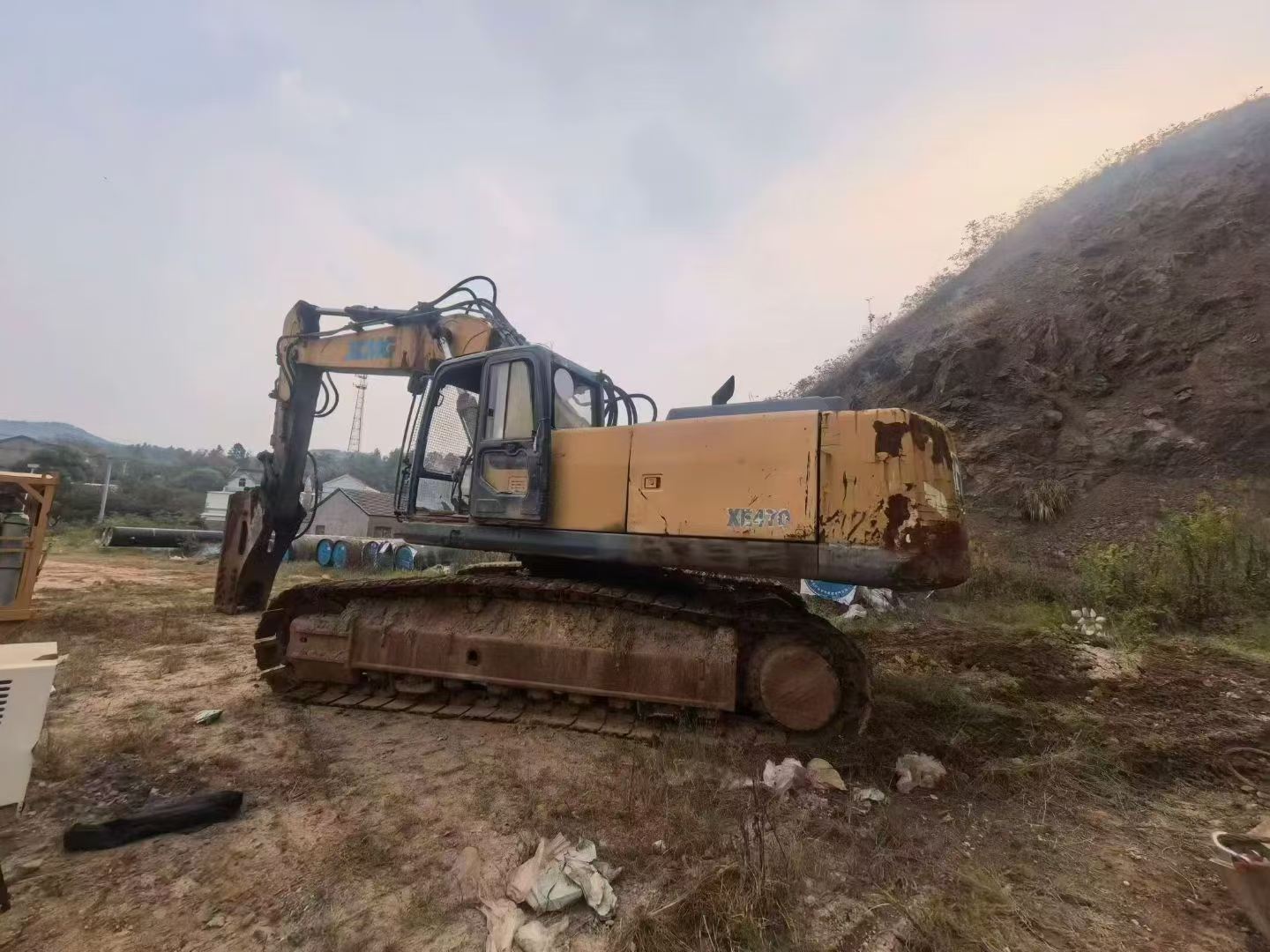 Buy XCMG XE470 Used Excavator / 1