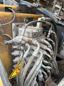 Buy XCMG XE55D Used Excavator / 2 Buy XCMG XE55D Used Excavator / 2