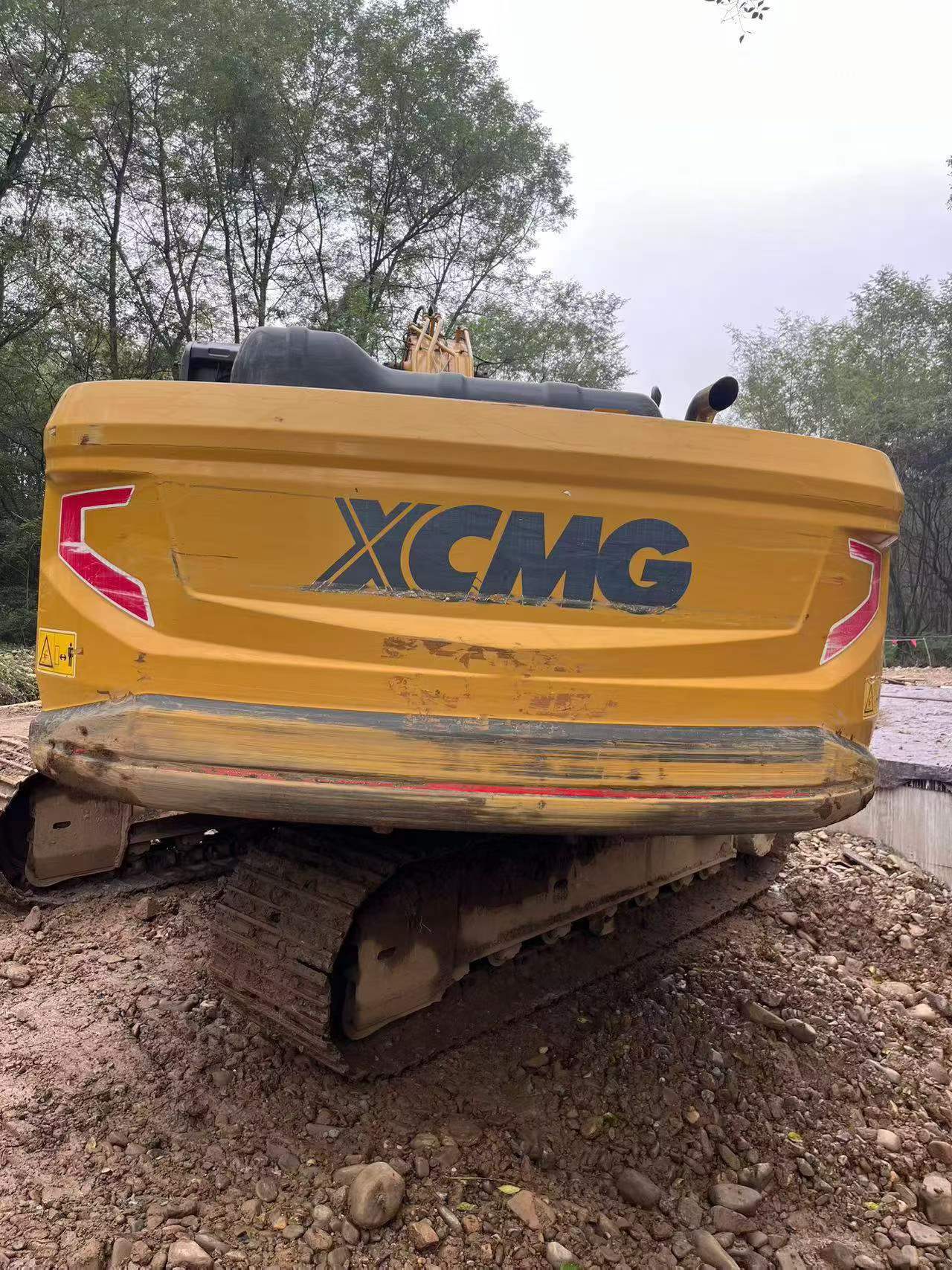 Buy XCMG XE200 Used Excavator / 2
