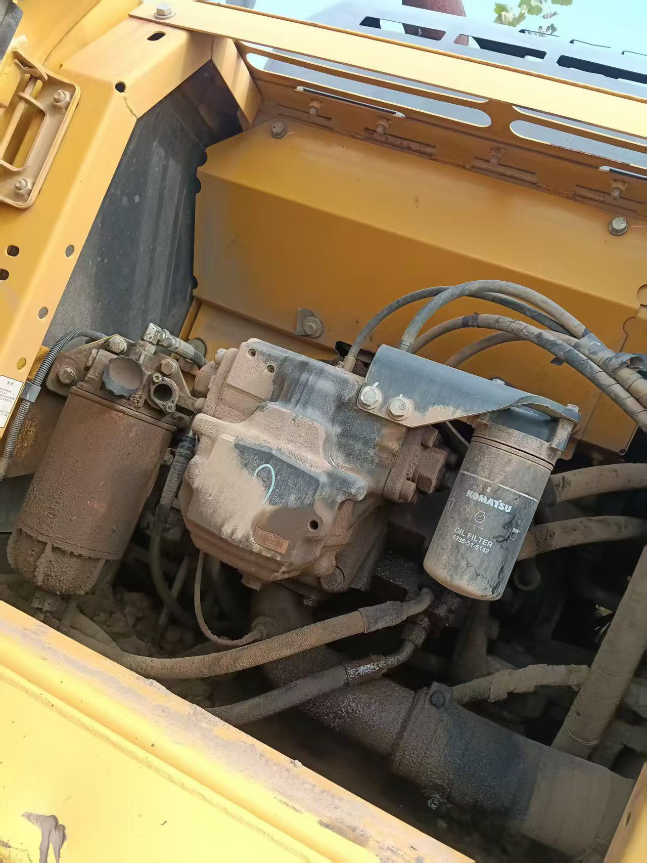 Buy Komatsu PC240-6 Used Excavator / 6 Buy Komatsu PC240-6 Used Excavator / 6