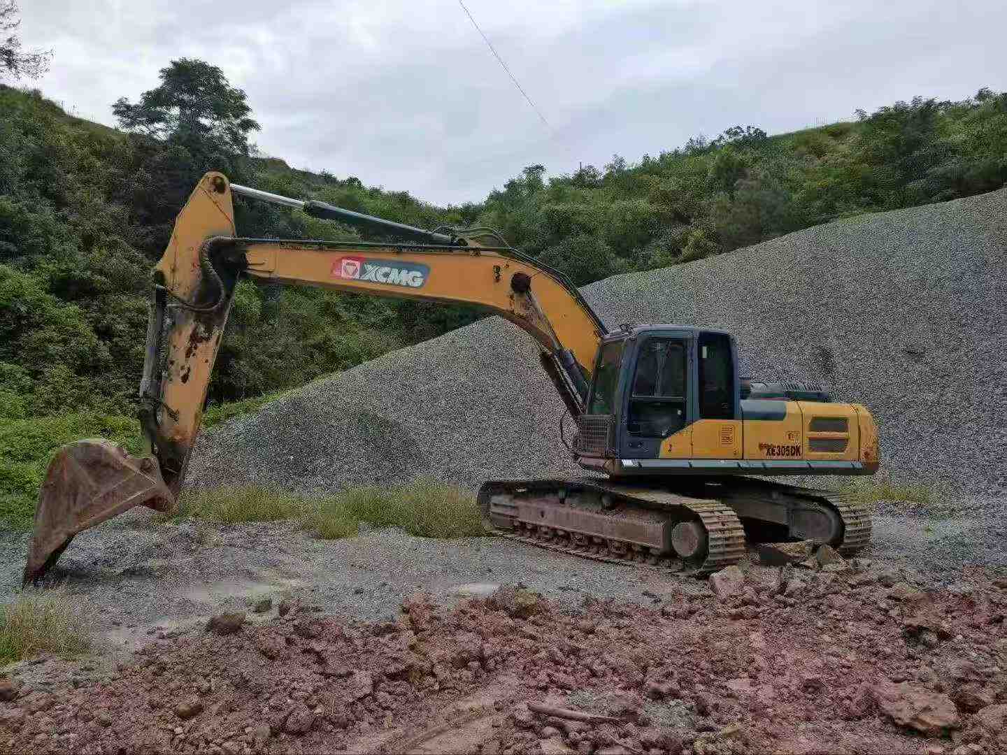 Buy XCMG XE270DK Used Excavator / 7