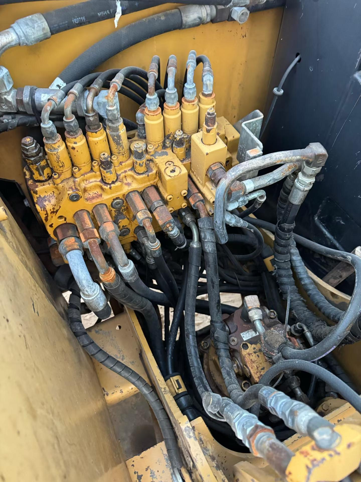 Buy Caterpillar 307B Used Excavator / 5 Buy Caterpillar 307B Used Excavator / 5