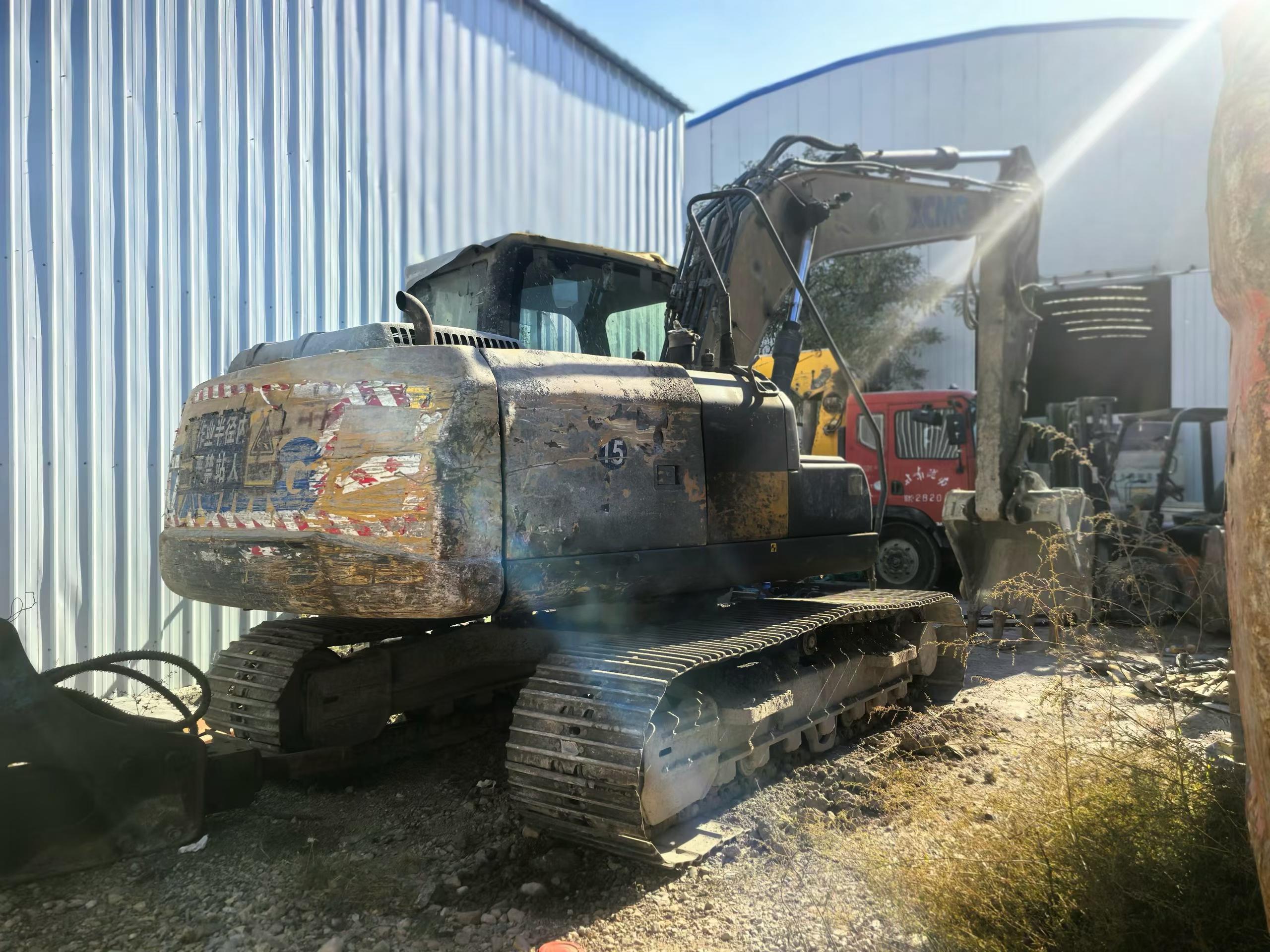 Buy XCMG XE135B Used Excavator / 3