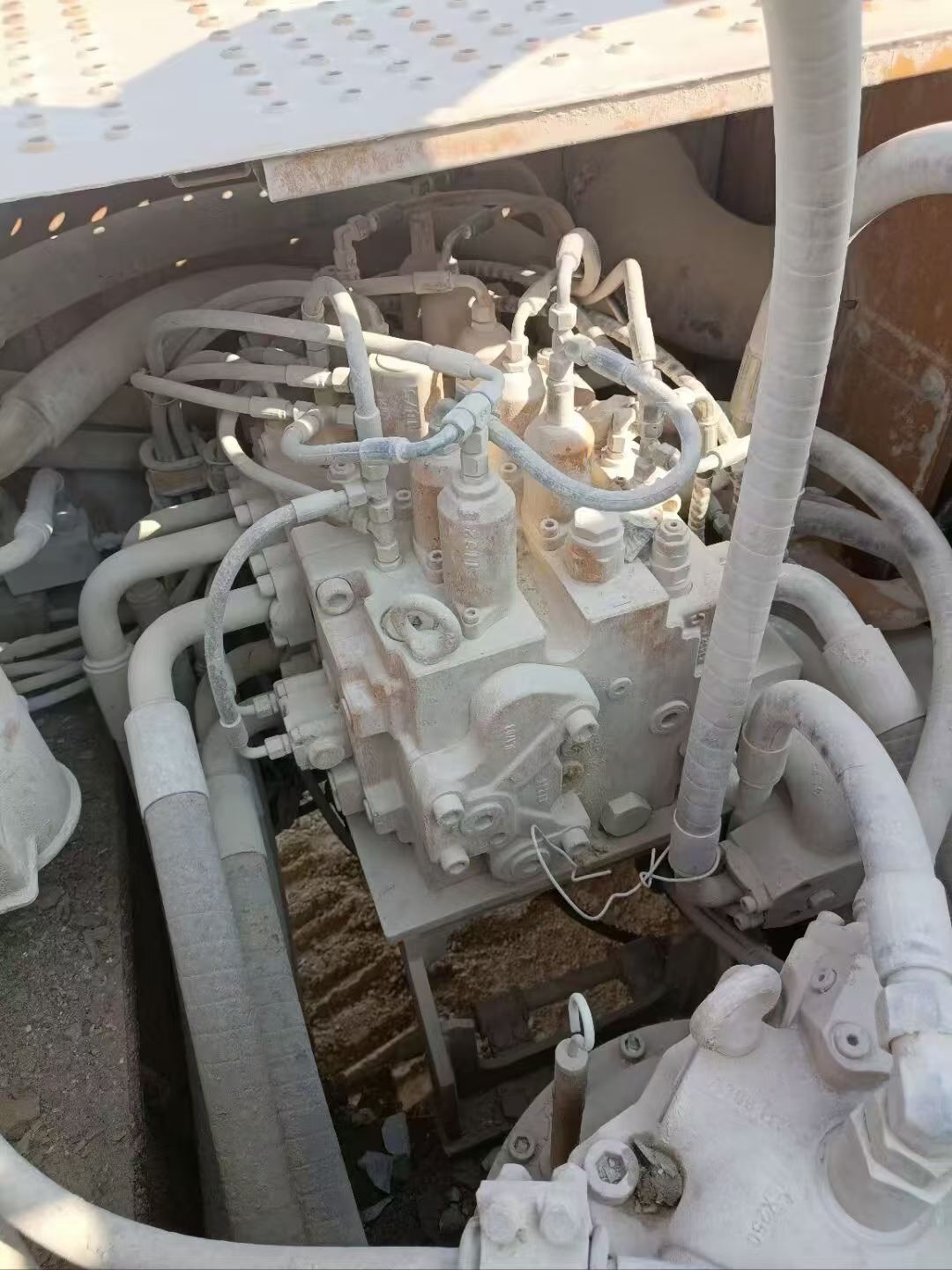 شراء حفارة Sany SY485C مستعملة / 2
