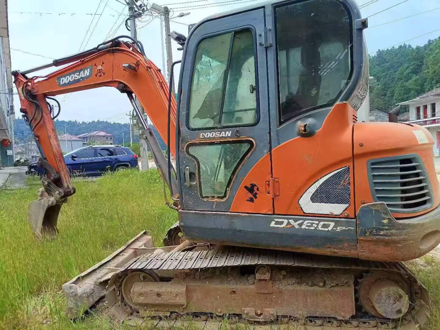 Buy Doosan DH55 Used Excavator / 1