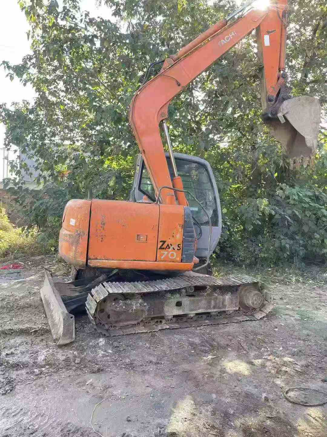 Buy Hitachi EX70 Used Excavator / 3 Buy Hitachi EX70 Used Excavator / 3