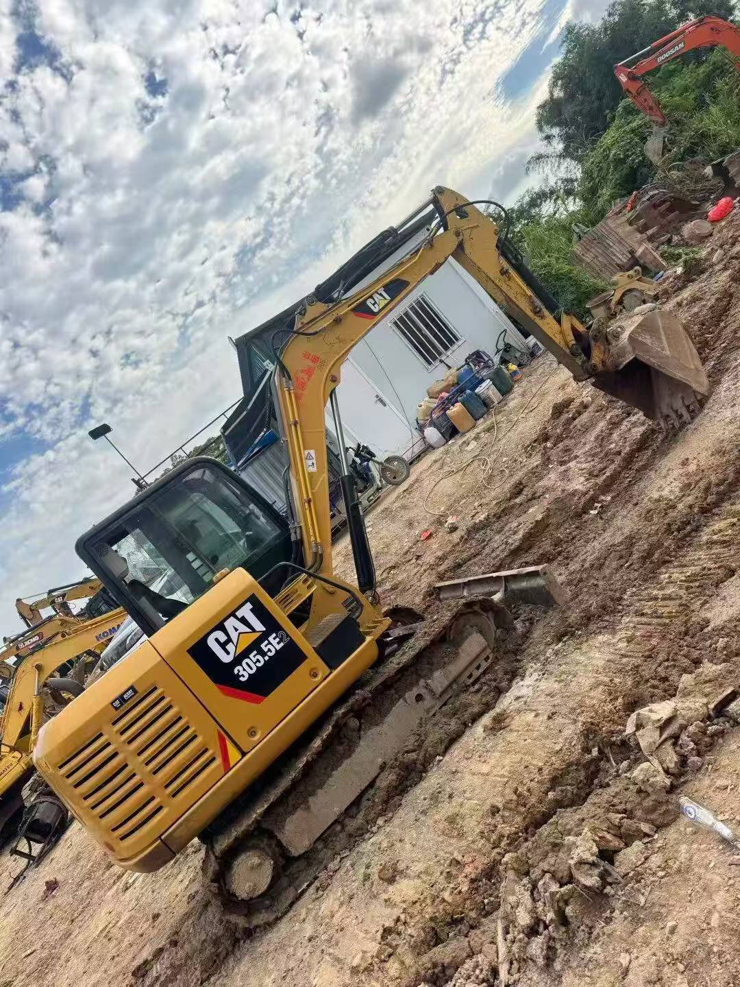 Buy Caterpillar 305.5 Used Excavator / 1
