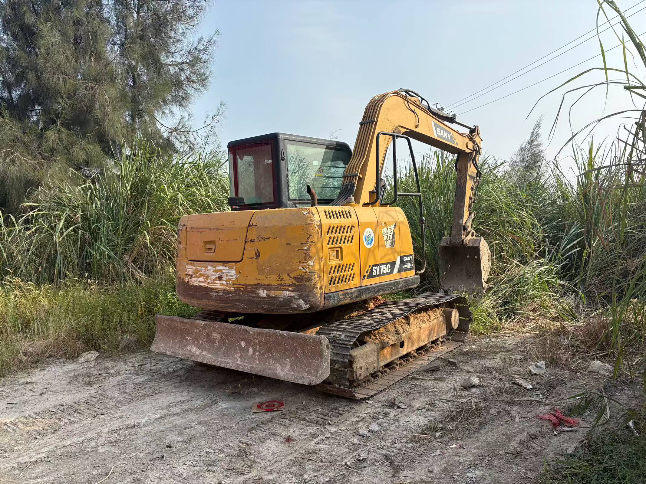 Buy Sany SY75 Used Excavator / 2 Buy Sany SY75 Used Excavator / 2
