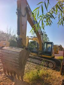 Buy Caterpillar 323 Used Excavator / 4 Buy Caterpillar 323 Used Excavator / 4