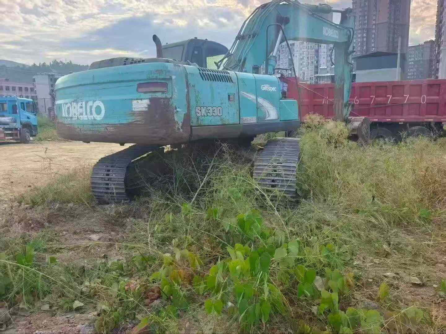 Buy Kobelco SK260 Used Excavator / 2 Buy Kobelco SK260 Used Excavator / 2