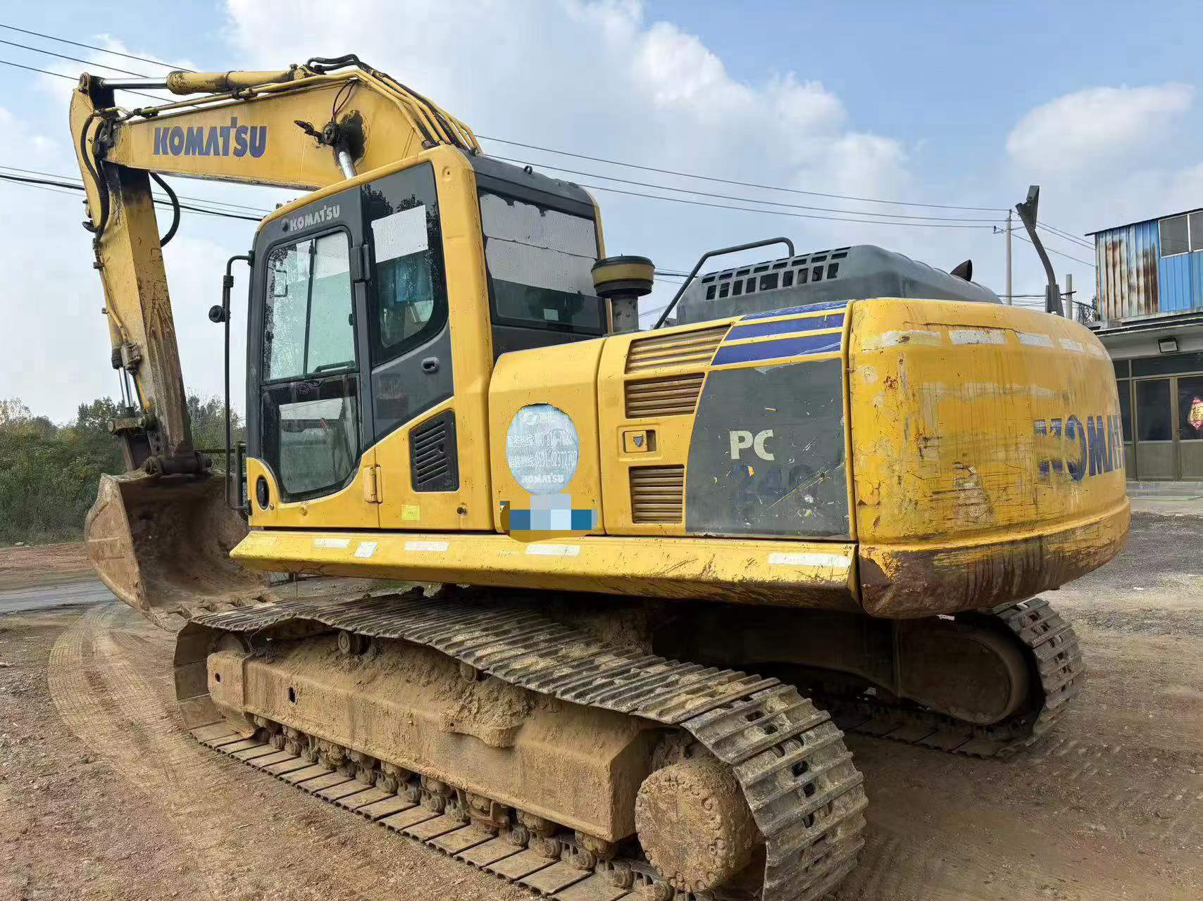 Buy Komatsu PC210 Used Excavator / 1