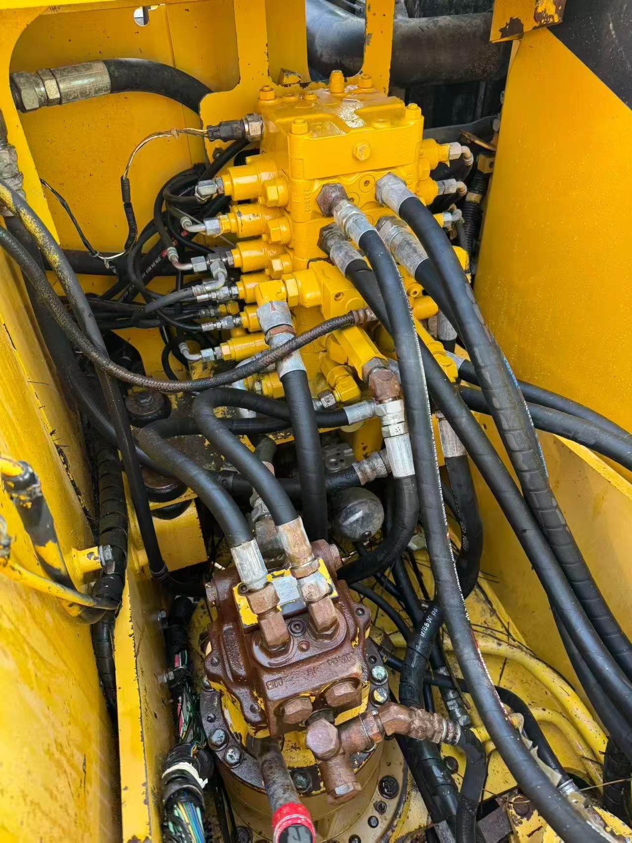 Buy Komatsu PC110-7 Used Excavator / 6 Buy Komatsu PC110-7 Used Excavator / 6