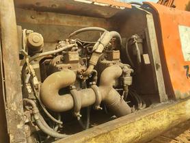 شراء حفارة Hitachi EX330 مستعملة / 2 شراء حفارة Hitachi EX330 مستعملة / 2