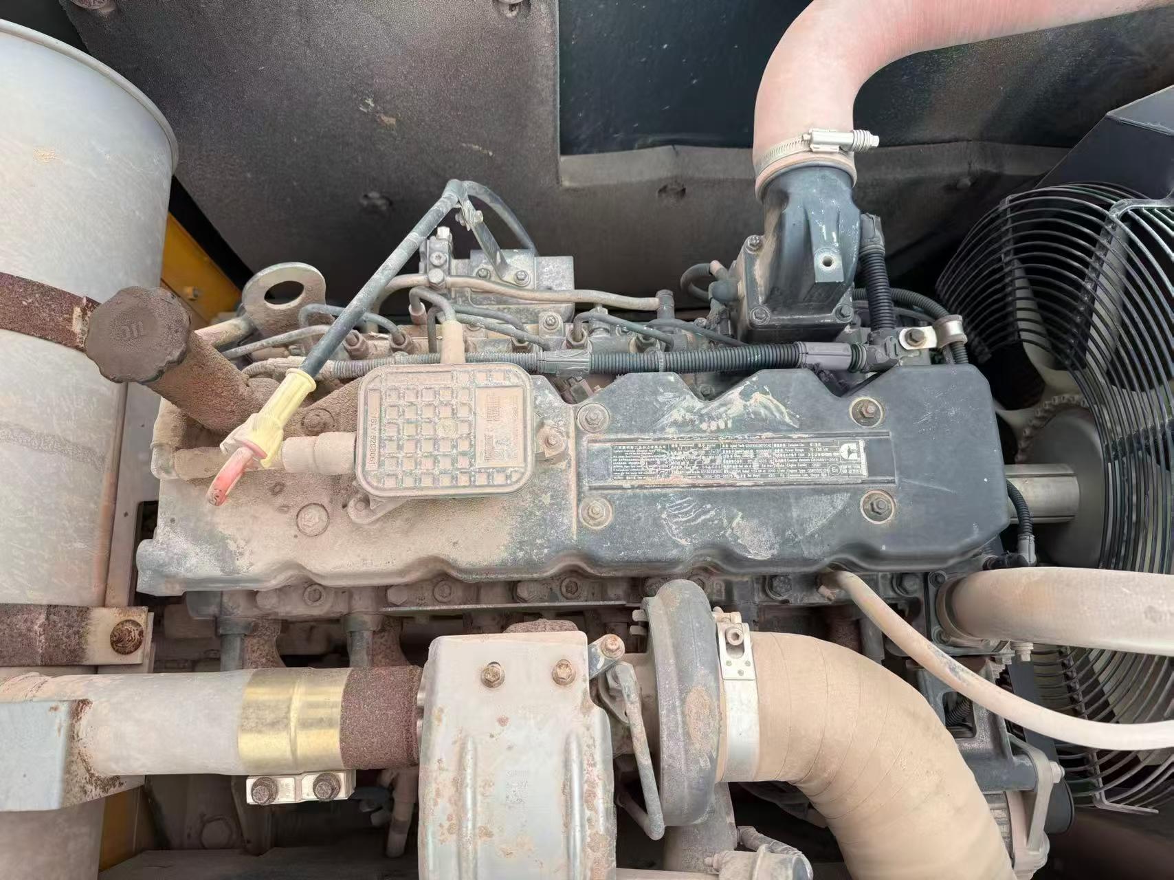 Buy Hyundai R215-7 Used Excavator / 2 Buy Hyundai R215-7 Used Excavator / 2