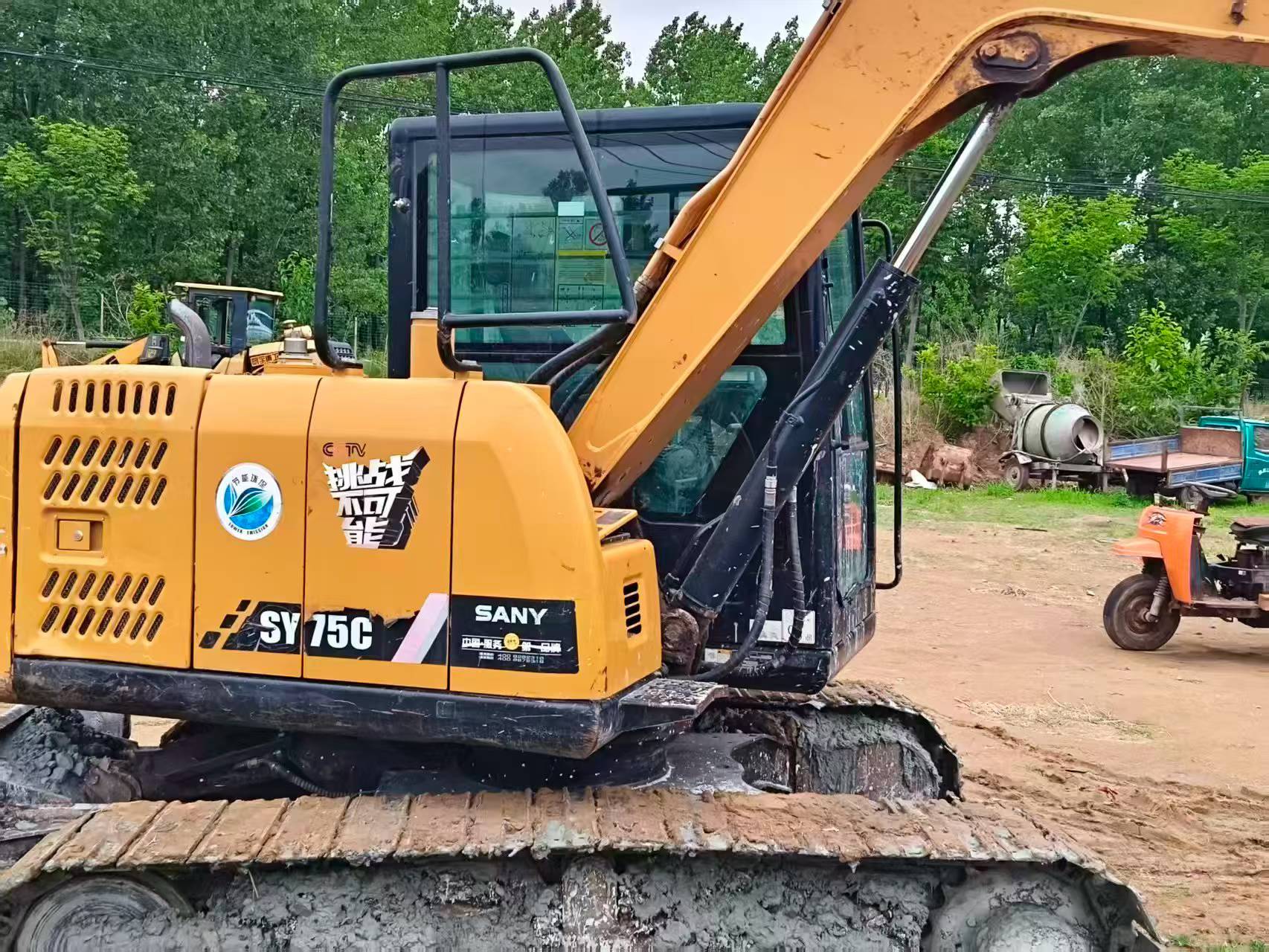 Buy Sany SY75 Used Excavator / 5