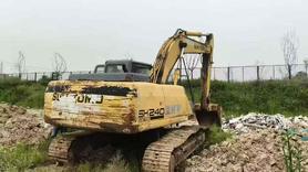 Buy Sumitomo SH240-3 Used Excavator / 4 Buy Sumitomo SH240-3 Used Excavator / 4
