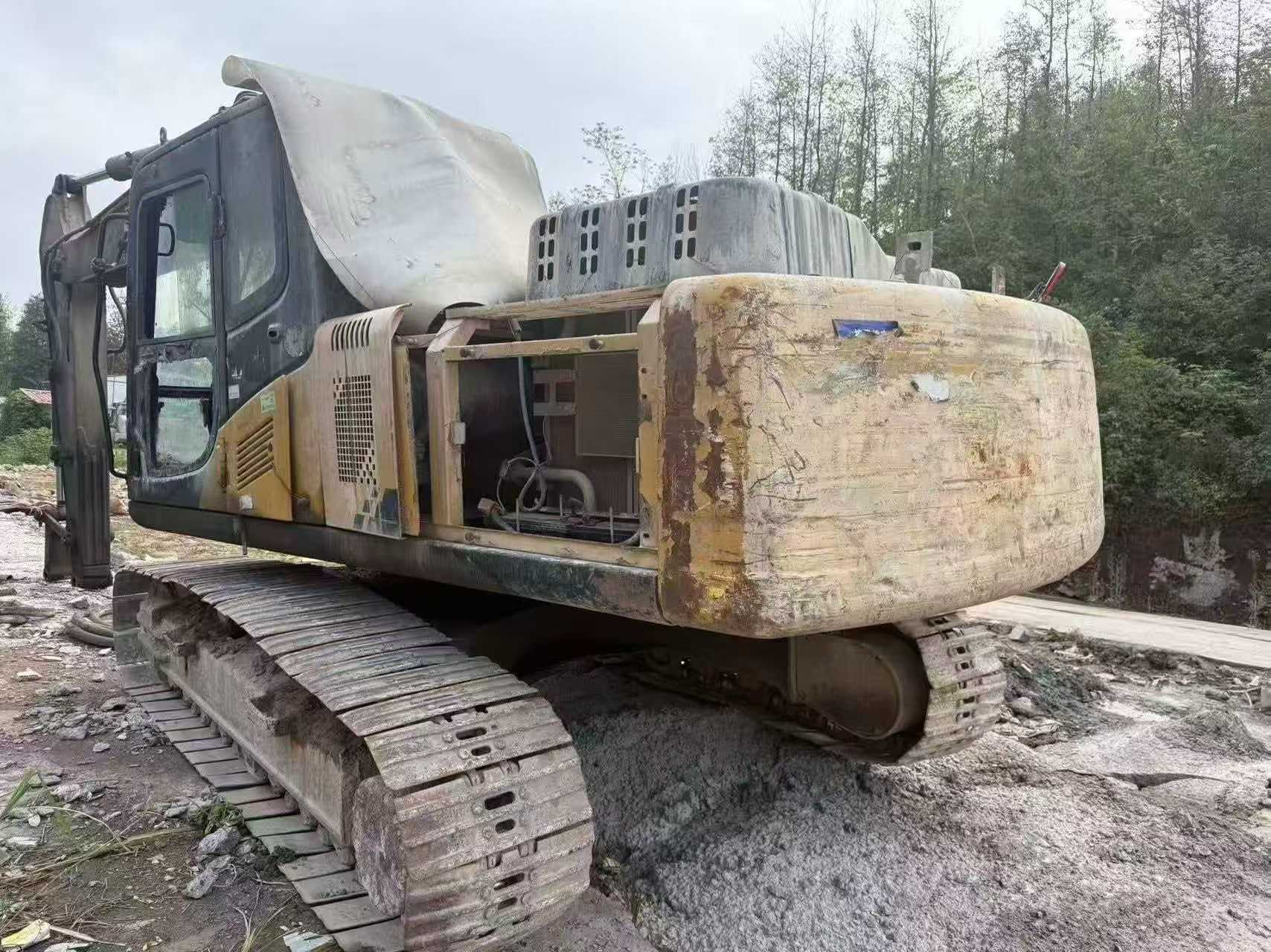 Buy Sany SY215C Used Excavator / 2