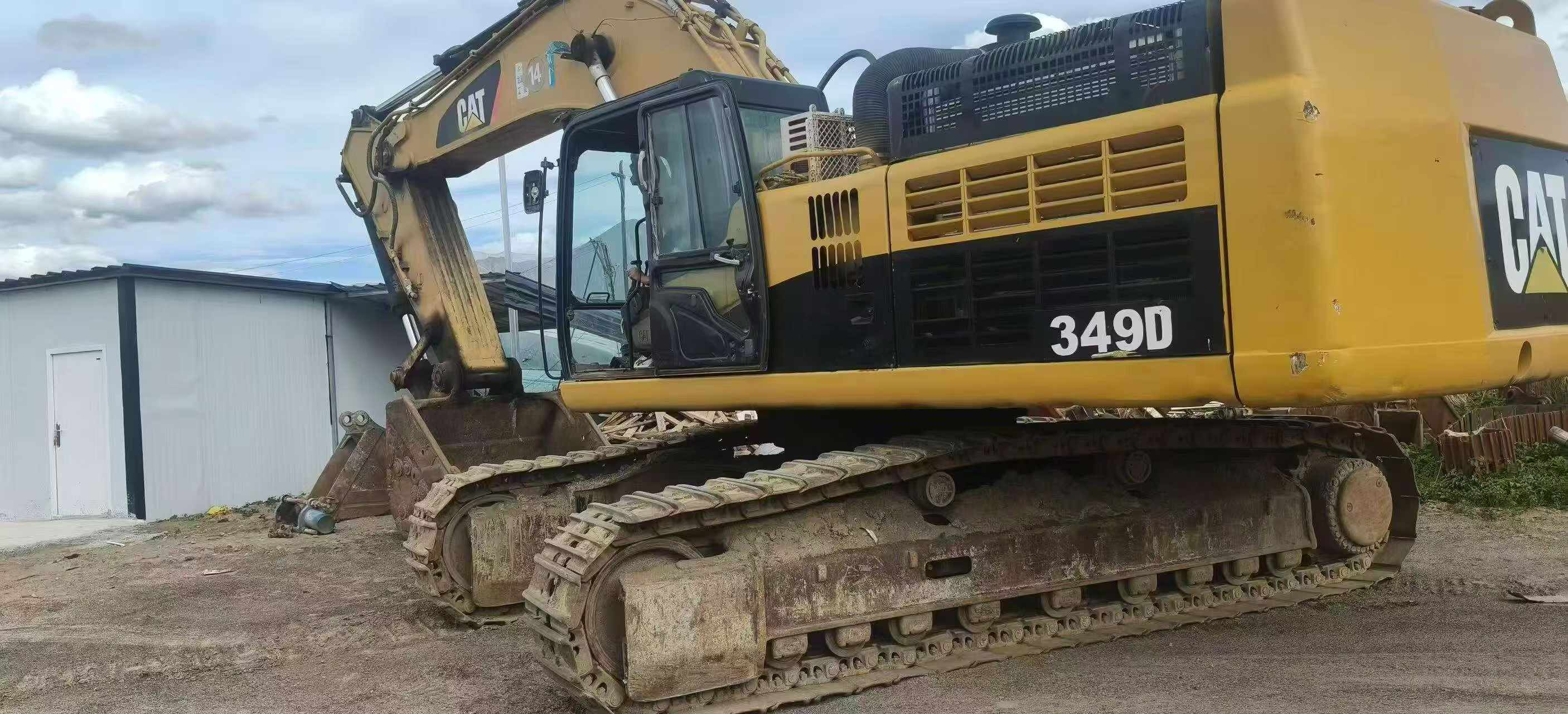 Buy Caterpillar 349E Used Excavator / 8 Buy Caterpillar 349E Used Excavator / 8