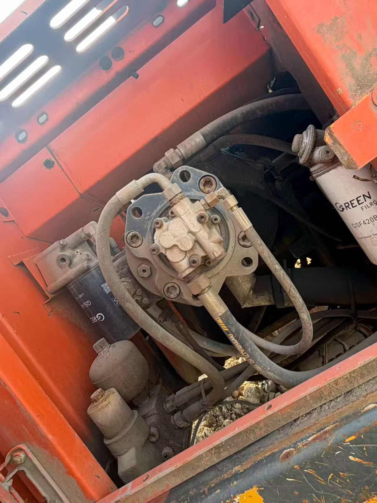 Buy XCMG XE215 Used Excavator / 4 Buy XCMG XE215 Used Excavator / 4