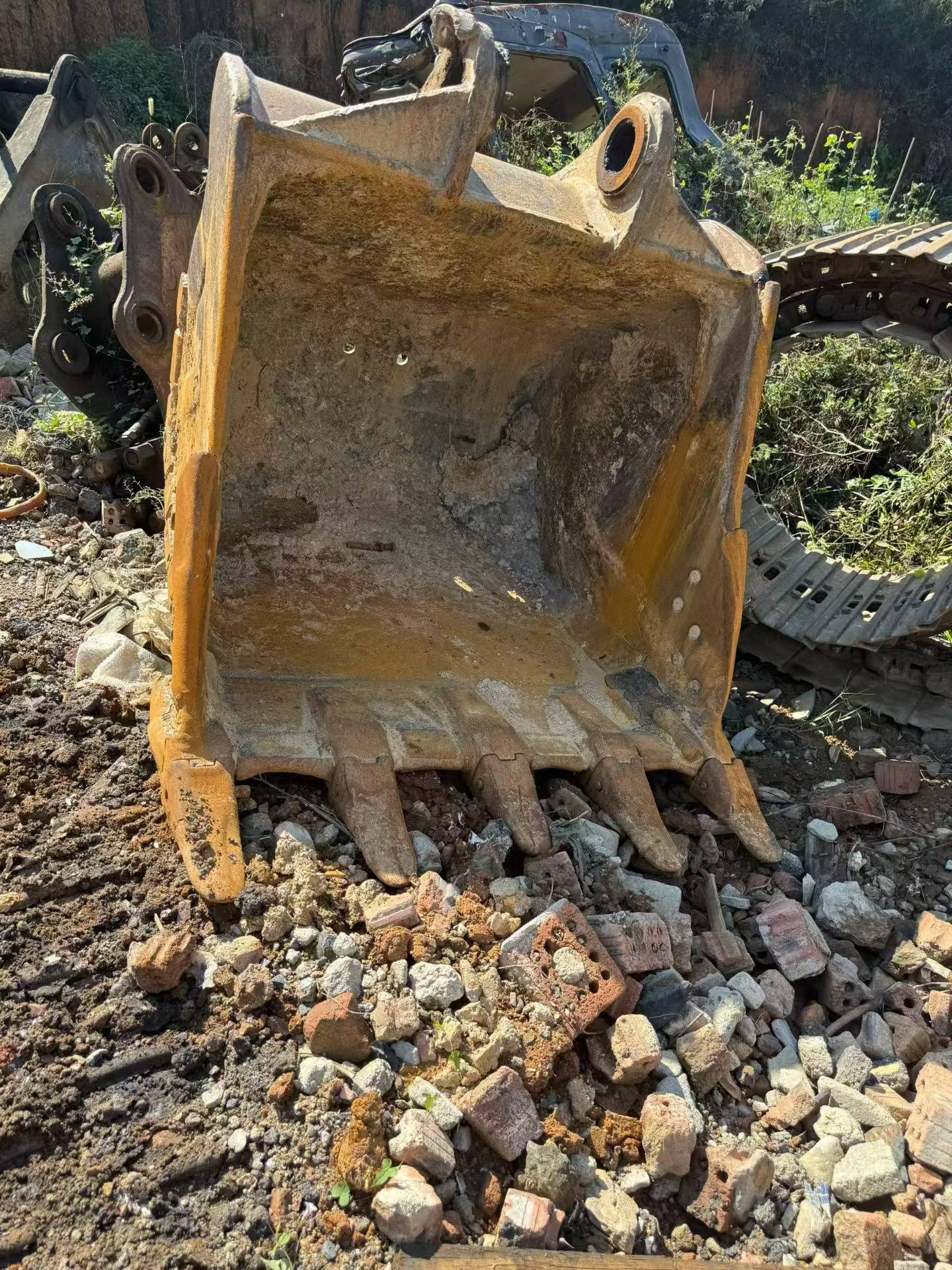 Buy Sany SY365C-8 Used Excavator / 9 Buy Sany SY365C-8 Used Excavator / 9