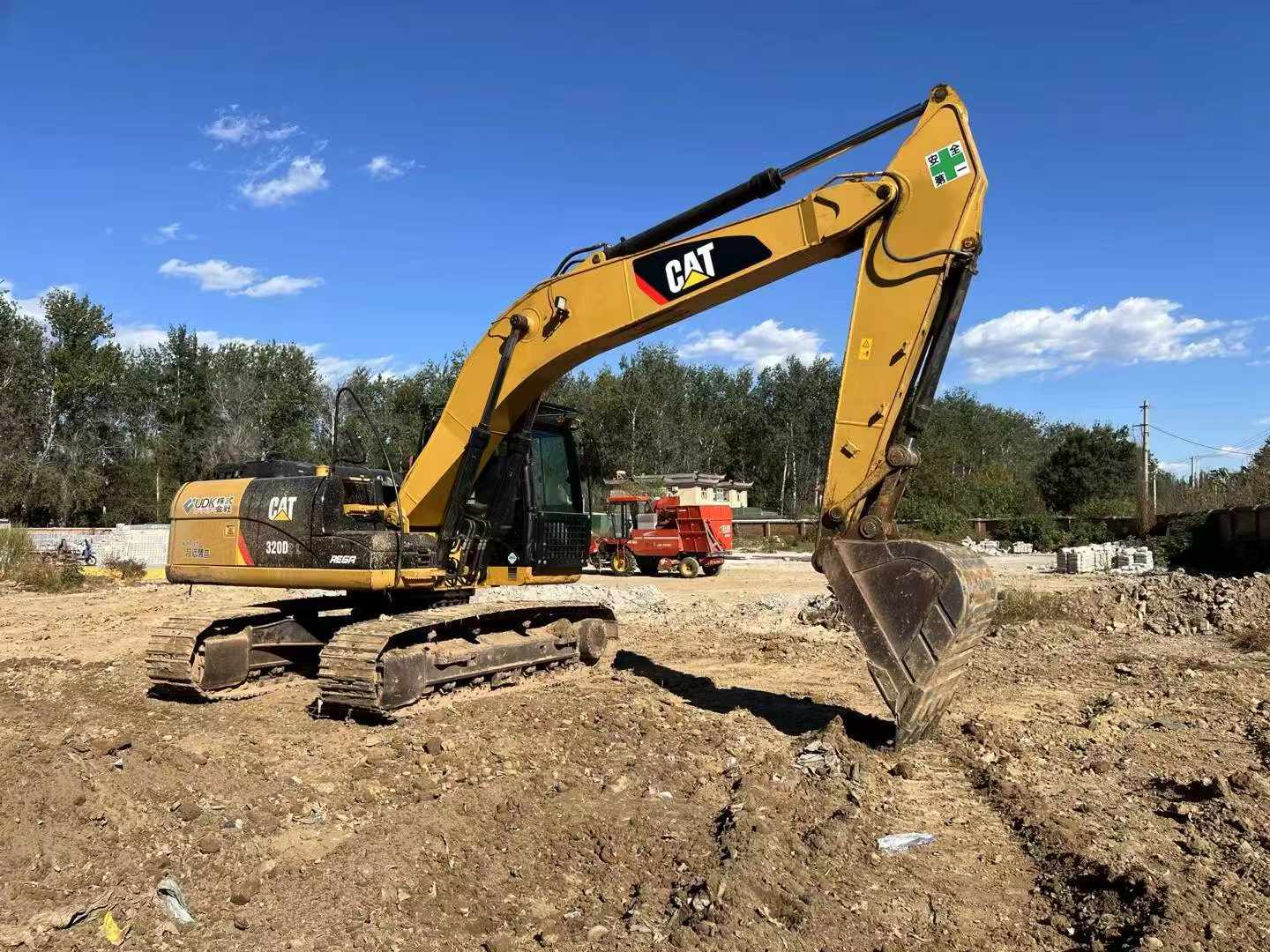Buy Caterpillar 320A Used Excavator / 2
