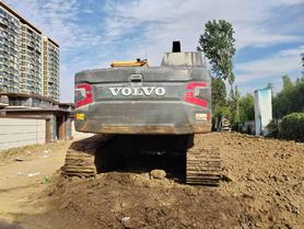 Купить Подержанный Экскаватор Volvo L220E / 2 Купить Подержанный Экскаватор Volvo L220E / 2
