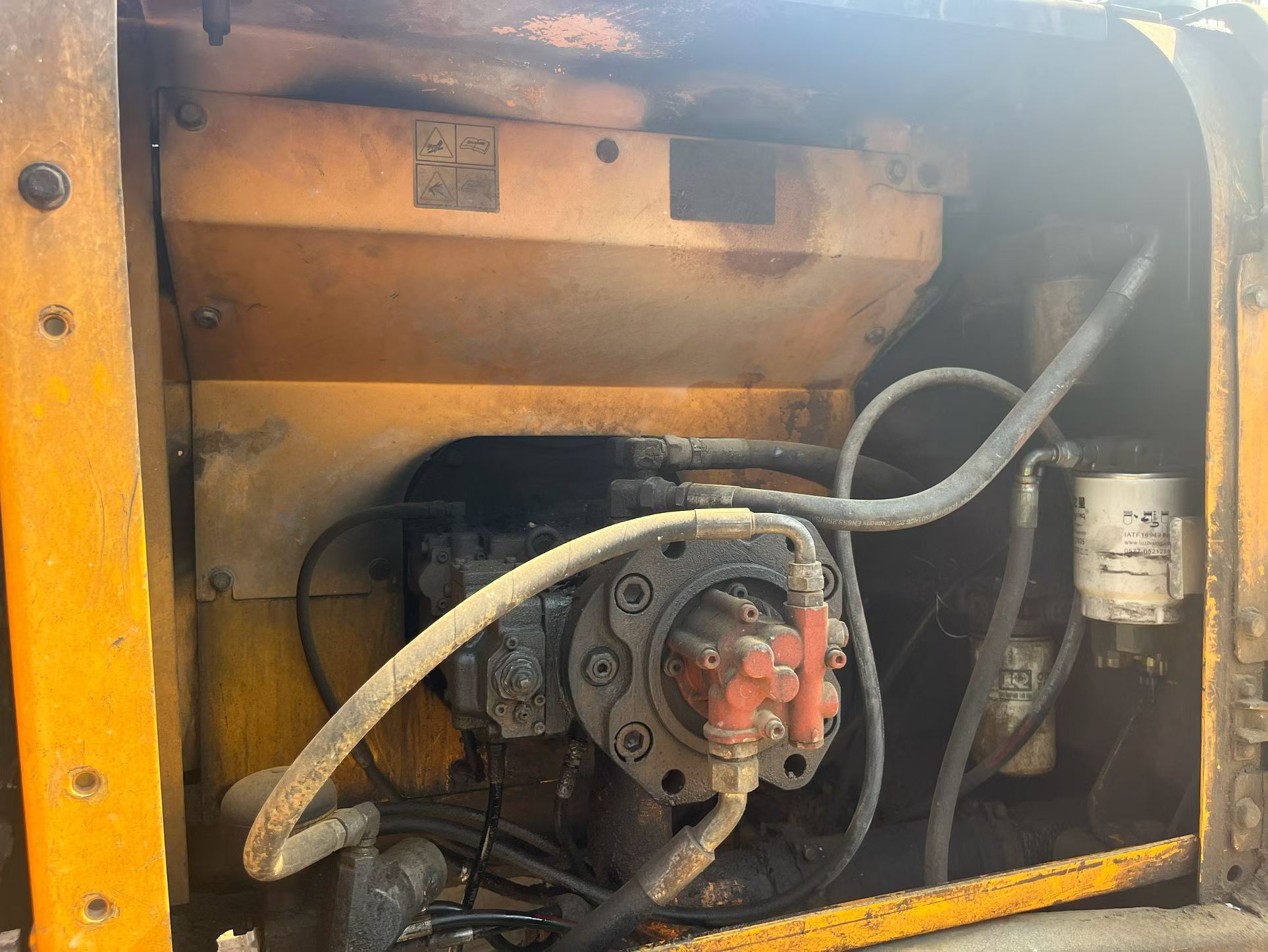Buy Hyundai R215-7C Used Excavator / 4 Buy Hyundai R215-7C Used Excavator / 4