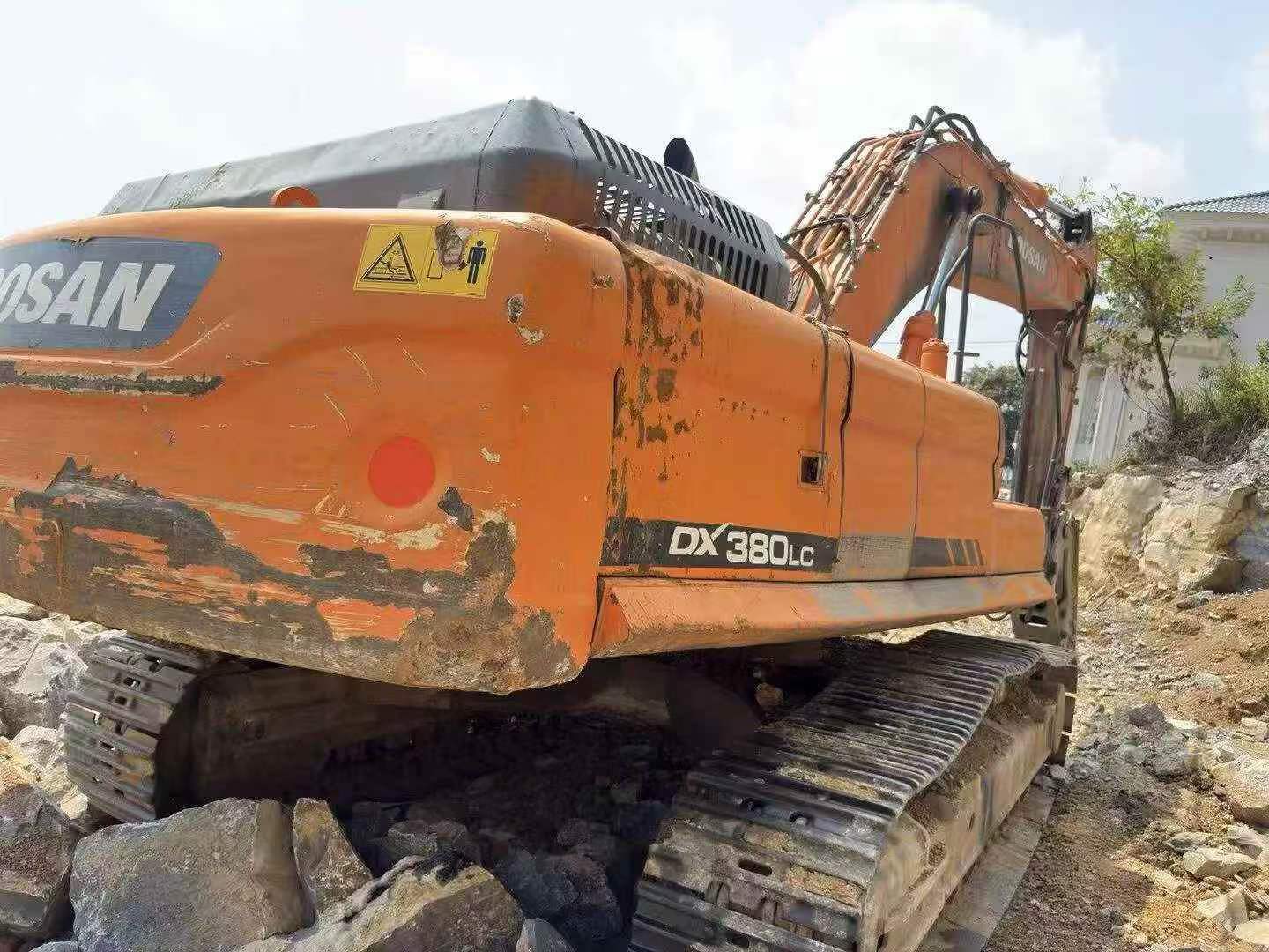 شراء حفارة Doosan DX380 مستعملة / 3