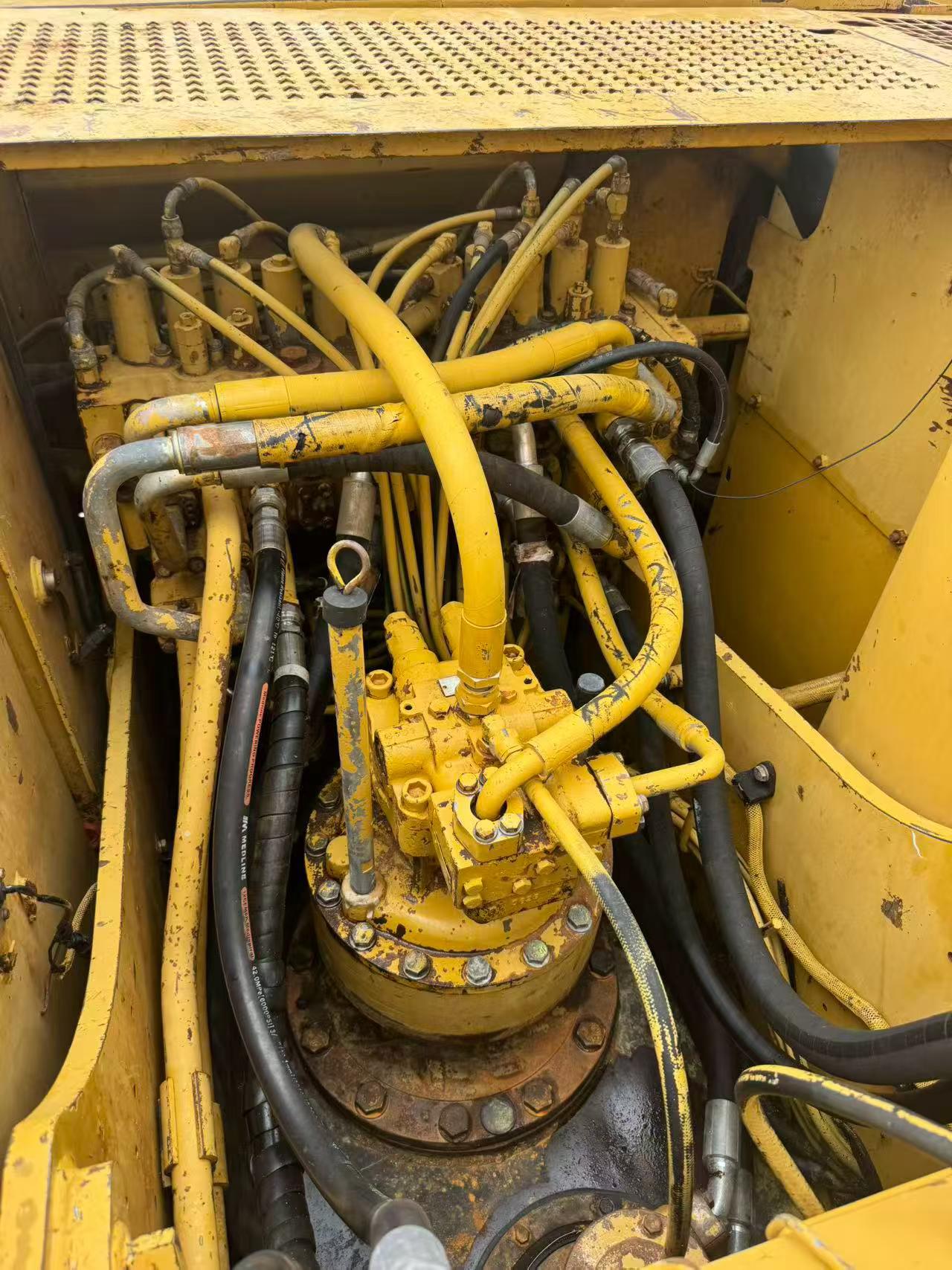 Buy Caterpillar 320C Used Excavator / 1
