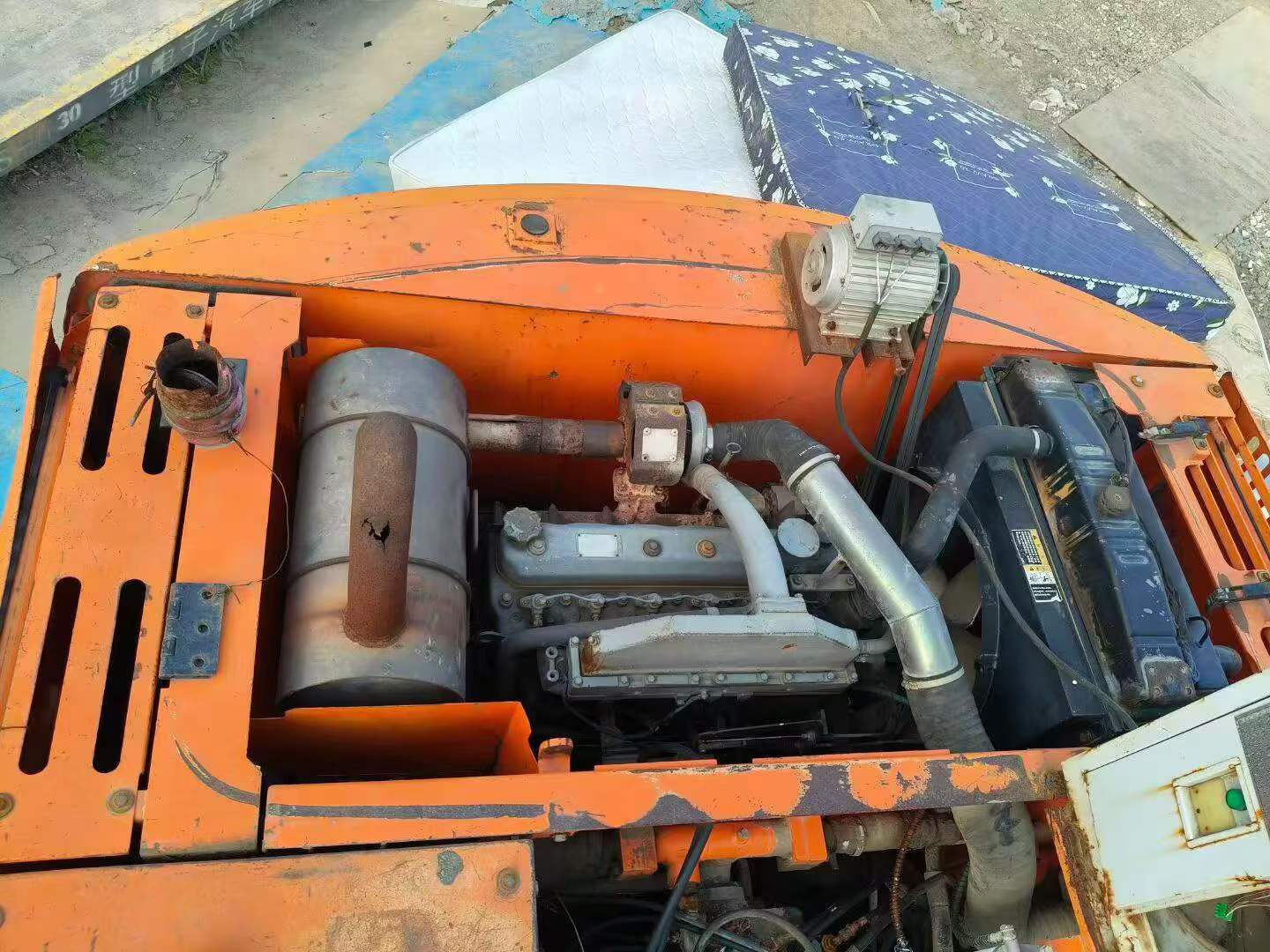 شراء حفارة Doosan DH220-7 مستعملة / 6