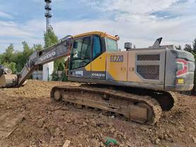 Купить Подержанный Экскаватор Volvo L220E / 3 Купить Подержанный Экскаватор Volvo L220E / 3