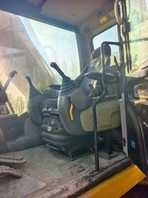 Buy Caterpillar 323 Used Excavator / 9 Buy Caterpillar 323 Used Excavator / 9
