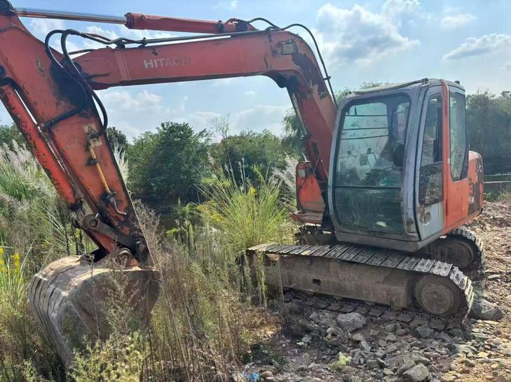 Buy Hitachi ZX70-6 Used Excavator / 1